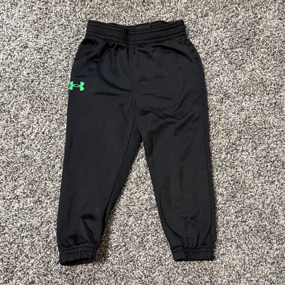 Under Armour Set - Picture 6 of 9